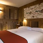 Maison Lo Triolet Introd