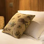 Maison Lo Triolet Introd