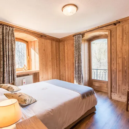 مزرعة للإقامة Maison Lo Triolet