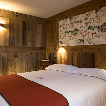 Maison Lo Triolet Introd