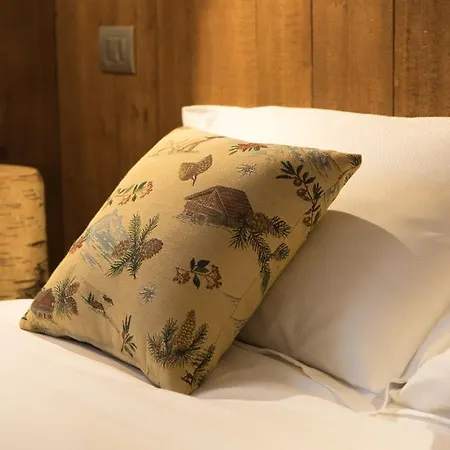 Maison Lo Triolet إينترود