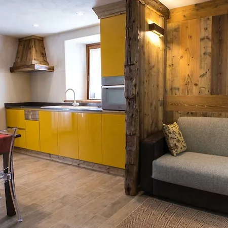 مزرعة للإقامة Maison Lo Triolet