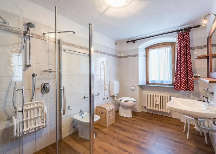 Maison Lo Triolet Farm stay Introd